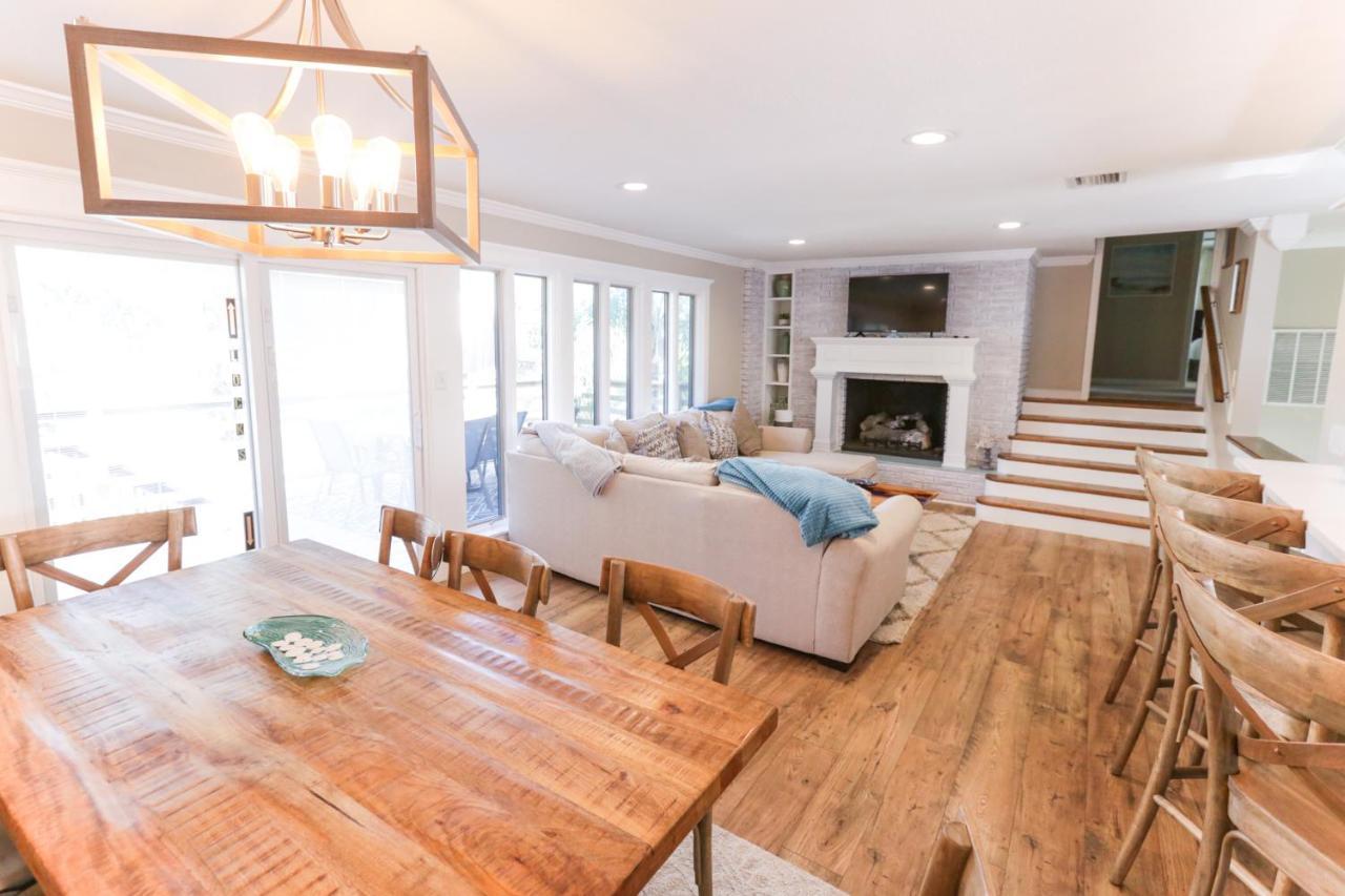 Pool & Hot Tub Home W Game Room! 1 Mile To Beach! Jacksonville Beach Esterno foto